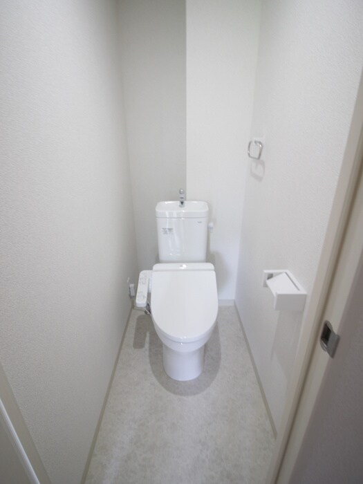 物件内観写真13　(トイレ)