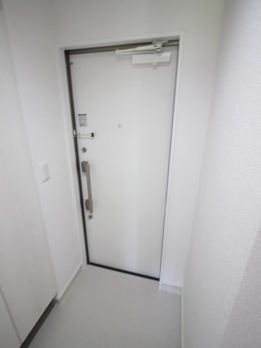 物件内観写真15　(玄関)