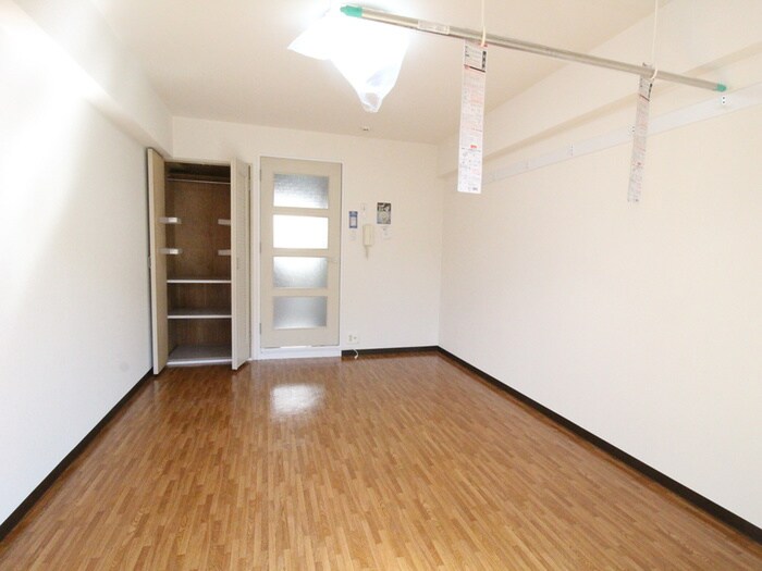 物件内観写真11　(居室)