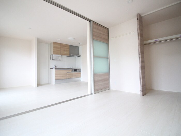 物件内観写真9　(居室)