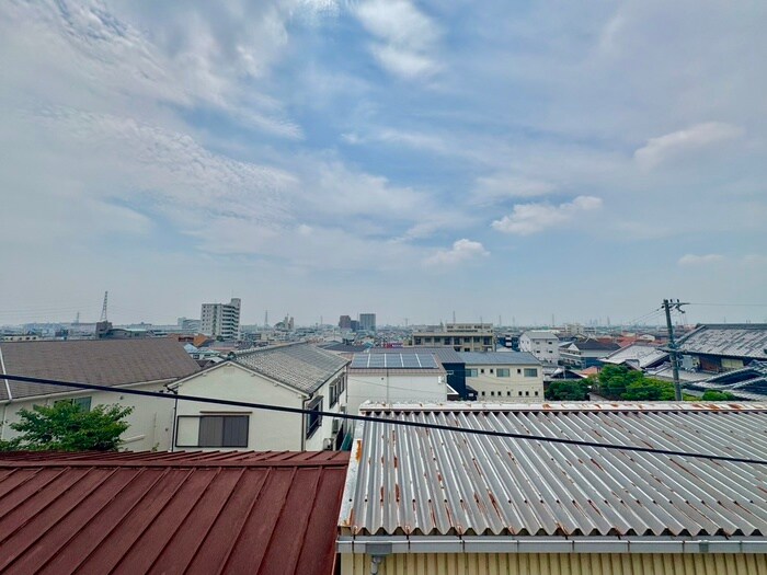 物件内観写真22　(室内からの展望)