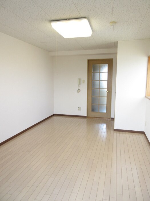 物件内観写真6　(居室)