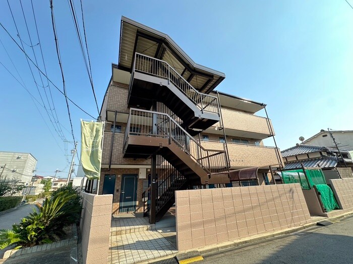 物件外観写真2　(外観写真)