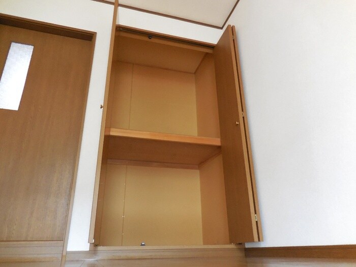 物件内観写真9　(収納)
