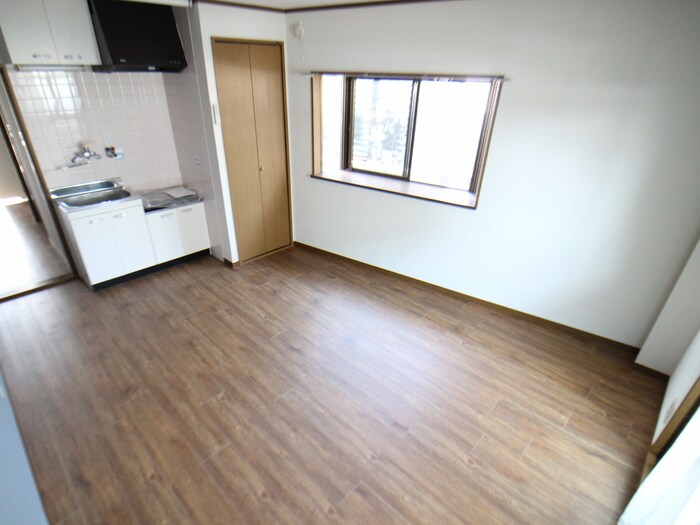 物件内観写真10　(居室)