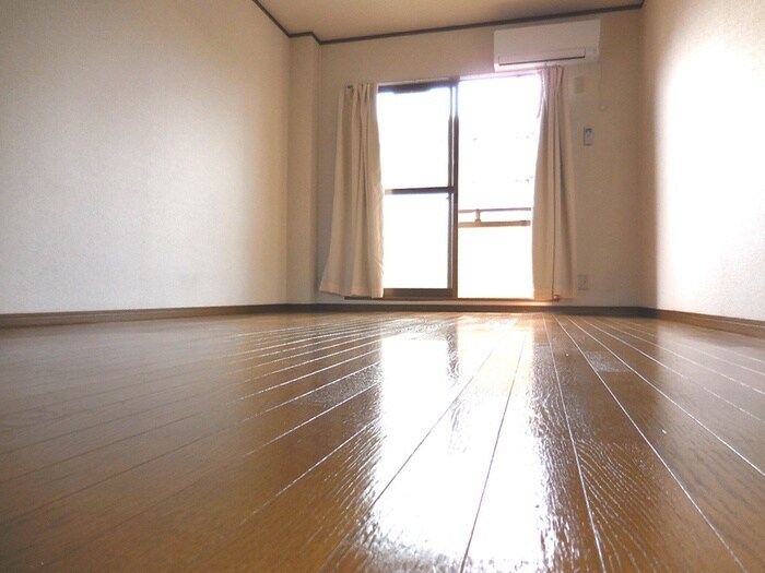 物件内観写真11　(居室)