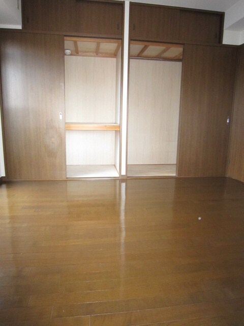物件内観写真11　(収納)