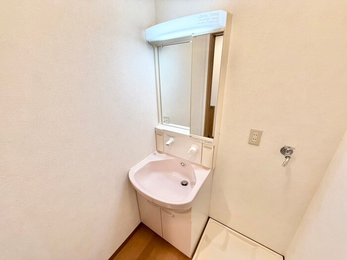 物件内観写真15　(洗面)