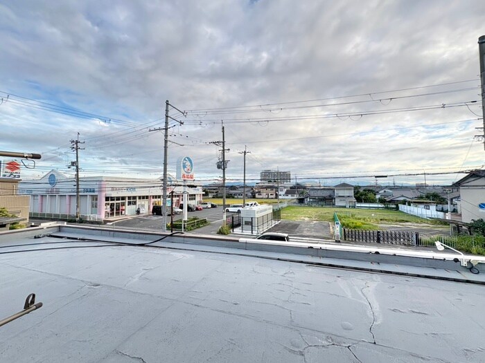 物件内観写真21　(室内からの展望)