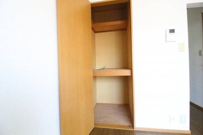 物件内観写真14　(収納)