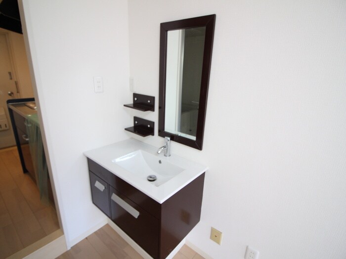 物件内観写真13　(洗面)