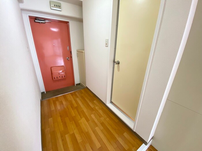 物件内観写真14　(廊下)