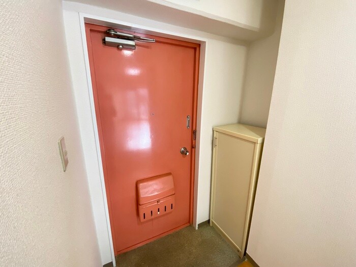 物件内観写真15　(玄関)