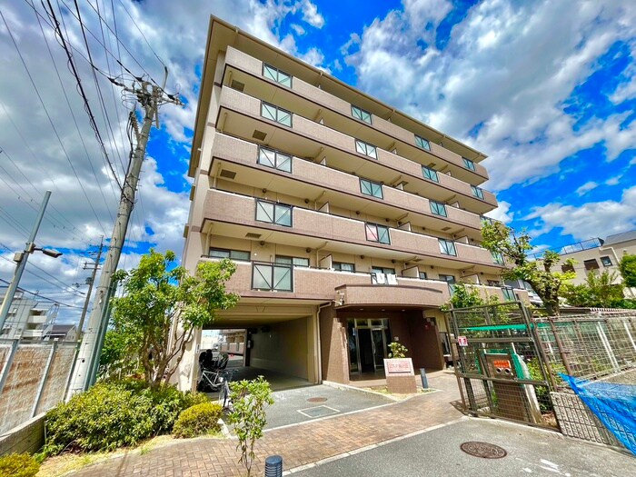 物件外観写真1　(外観写真)