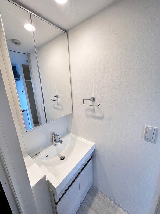 物件内観写真9　(洗面)