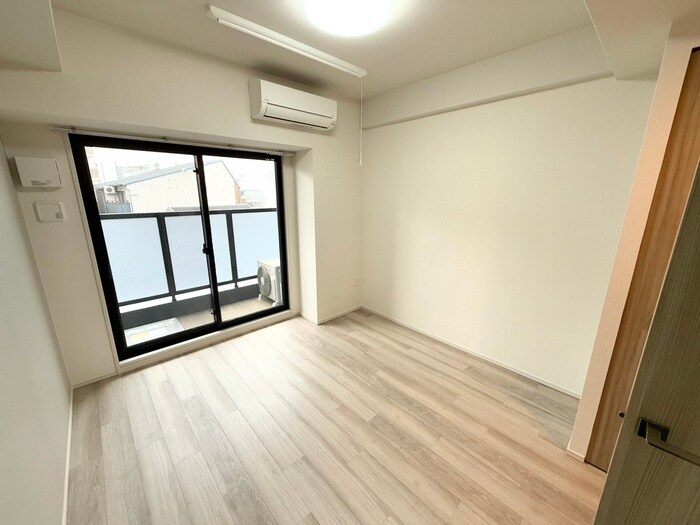 物件内観写真13　(居室)