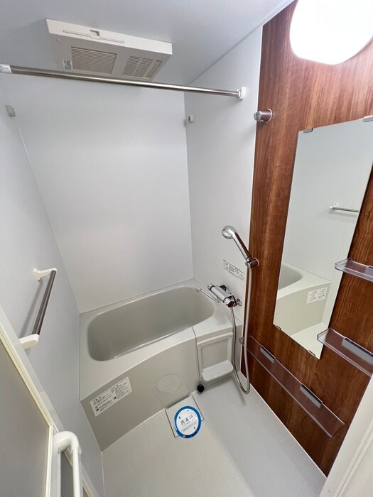 物件内観写真13　(バス／シャワールーム等)