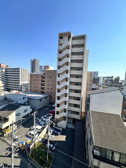 物件内観写真16　(室内からの展望)