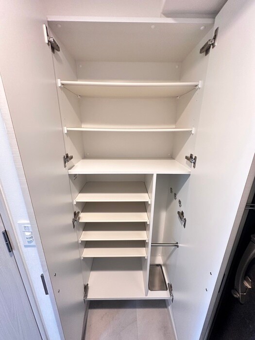 物件内観写真18　(靴箱)