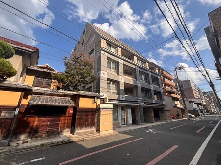 コンフォール御所南（403）外観写真
