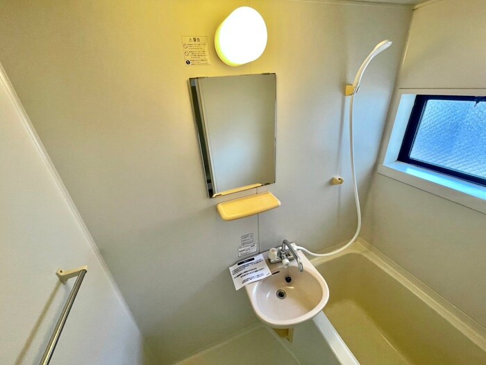 物件内観写真13　(洗面)