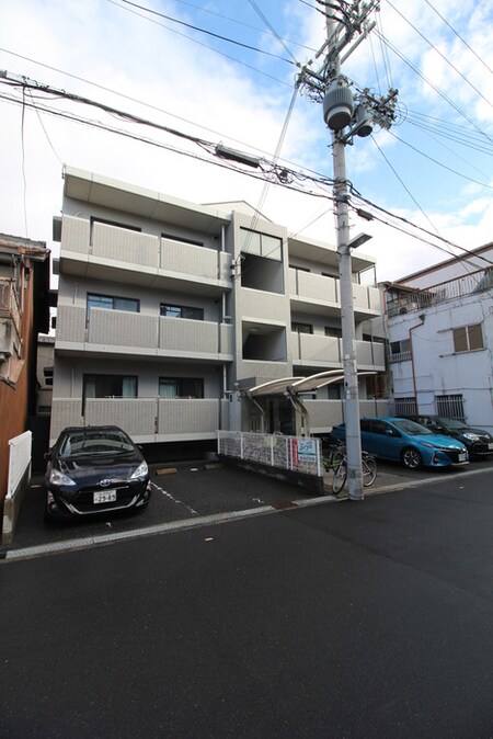 ＩＺコ－ト外観写真