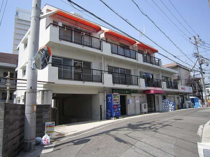 物件外観写真1　(外観写真)