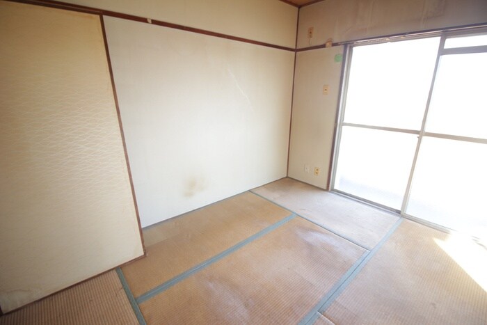 物件内観写真10　(居室)