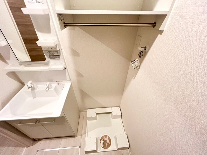 物件内観写真11　(洗濯機置場)