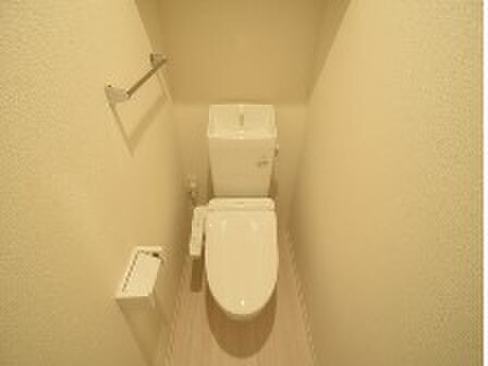 物件内観写真12　(トイレ)