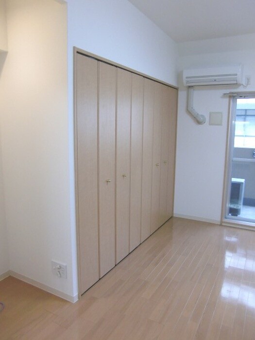 物件内観写真11　(収納)