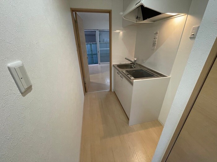 物件内観写真21　(廊下)