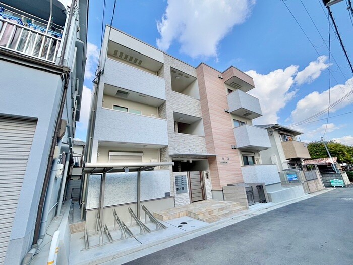 物件外観写真1　(外観写真)