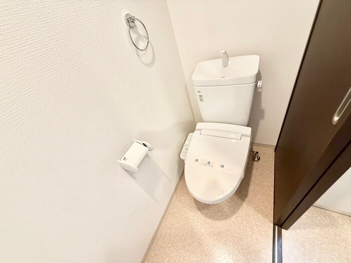 物件内観写真11　(トイレ)