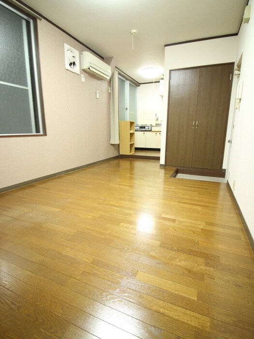 物件内観写真13　(居室)