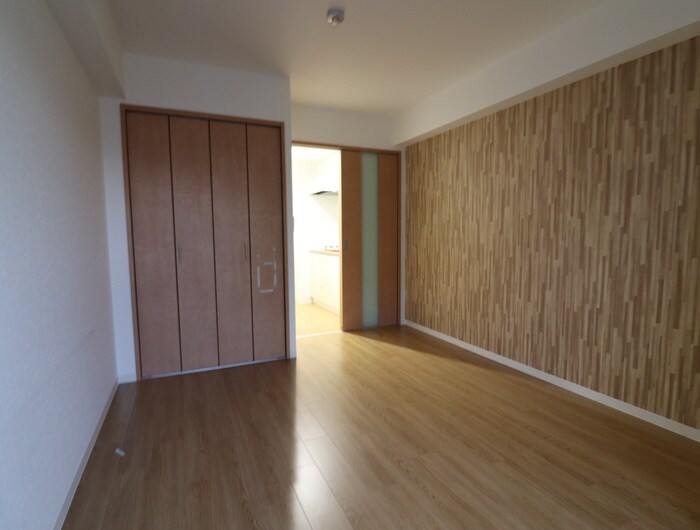 物件内観写真10　(居室)