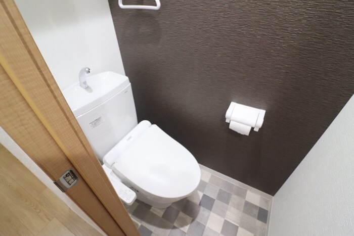 物件内観写真11　(トイレ)