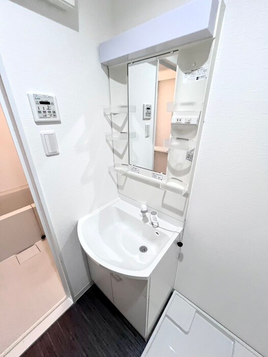 物件内観写真13　(洗面)