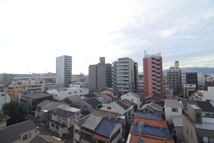 物件内観写真16　(室内からの展望)