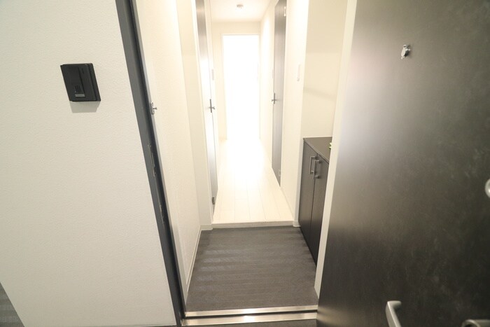 物件内観写真17　(玄関)