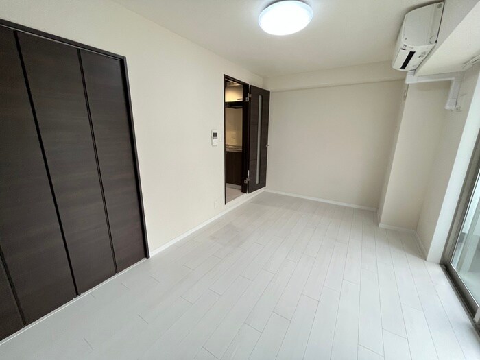 物件内観写真9　(居室)