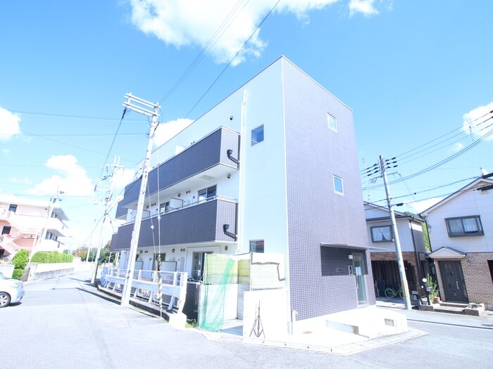 物件外観写真3　(外観写真)