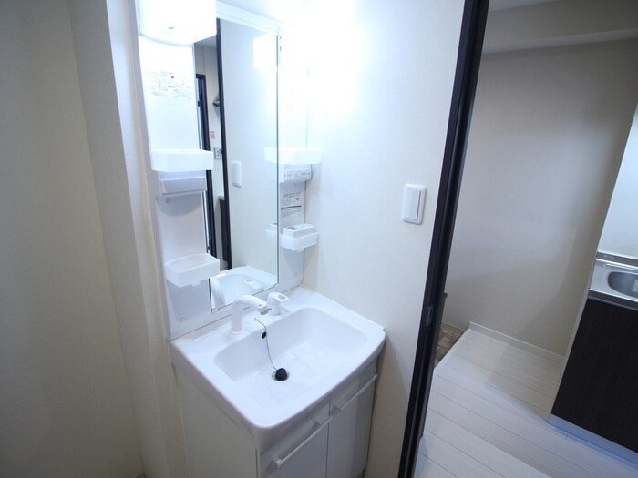 物件内観写真12　(洗面)