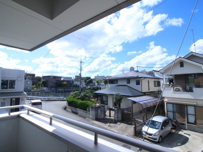 物件内観写真17　(室内からの展望)