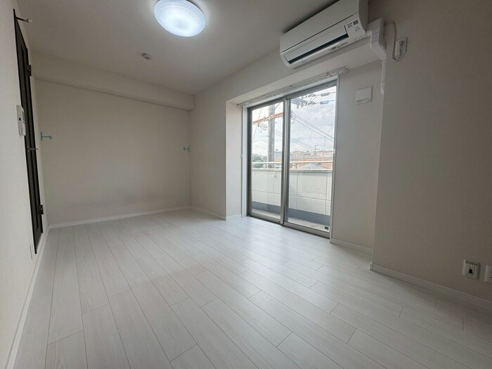 物件内観写真21　(居室)