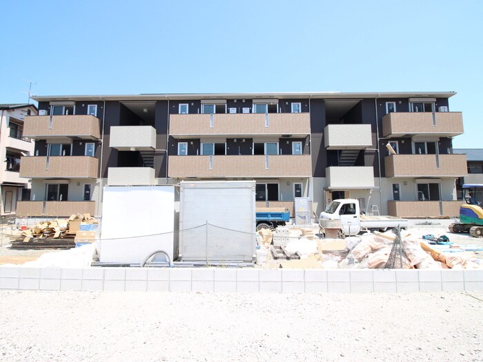 物件外観写真3　(外観写真)