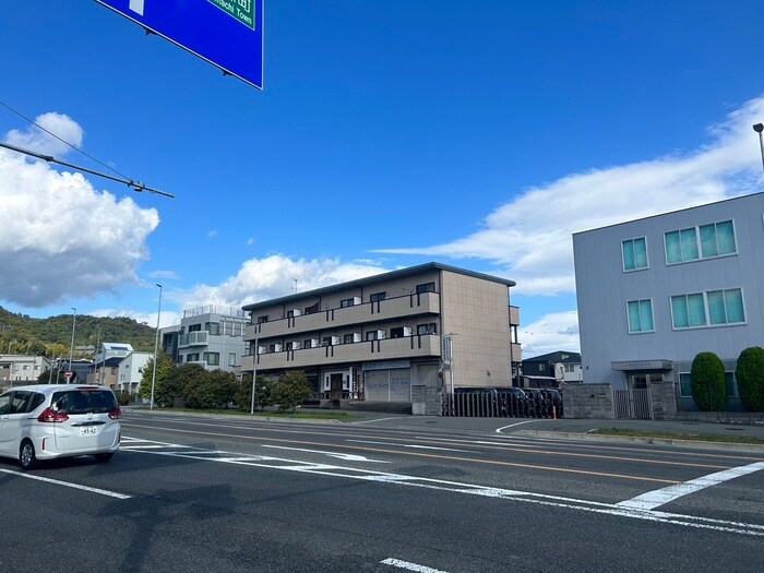 物件外観写真3　(外観写真)