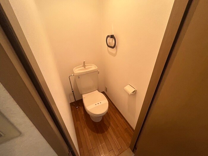 物件内観写真12　(トイレ)