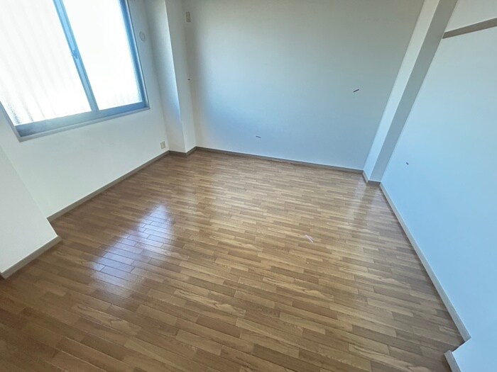 物件内観写真15　(居室)