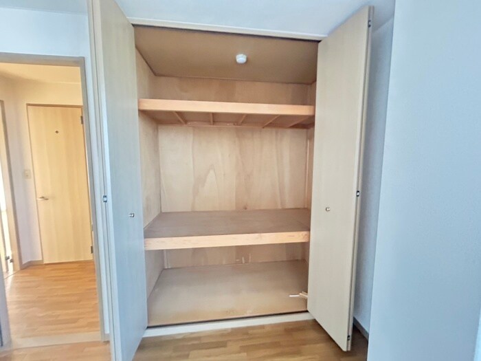 物件内観写真16　(収納)